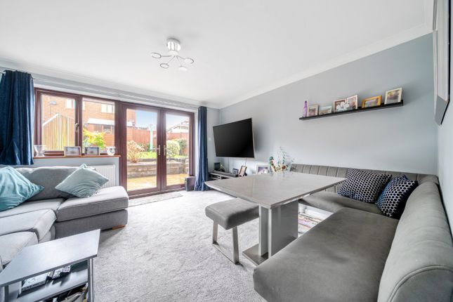13, Anson Drive, Southampton photo 2