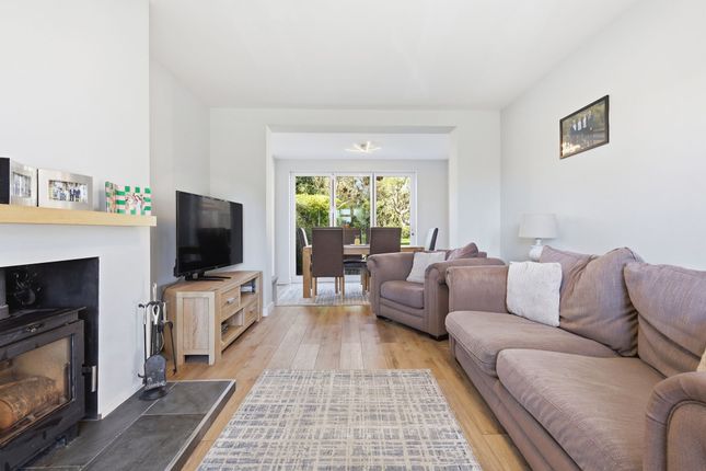 6 Burnt House Lane, Ingatestone photo 4