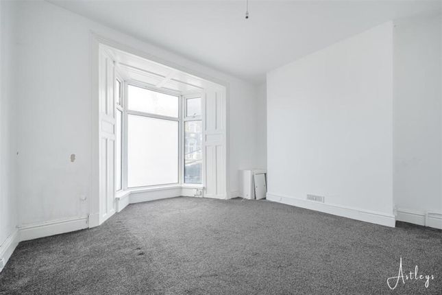 36 Osterley Street, Swansea photo 3