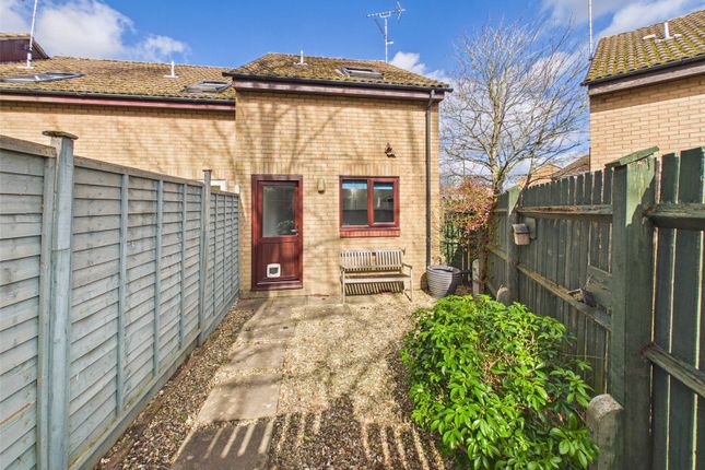 32, Charlton Park Drive, Gloucestershire photo 4