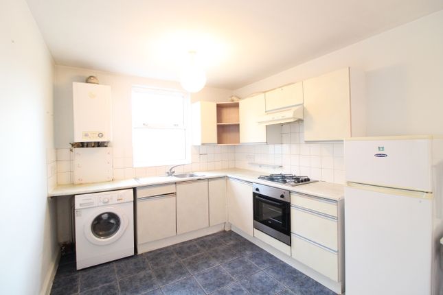2 Bed Flat To Rent In Part Dss Welcome West Green Road