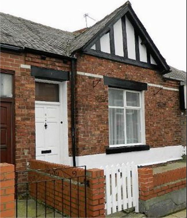 Thumbnail Cottage to rent in East Street, Whitburn, Sunderland