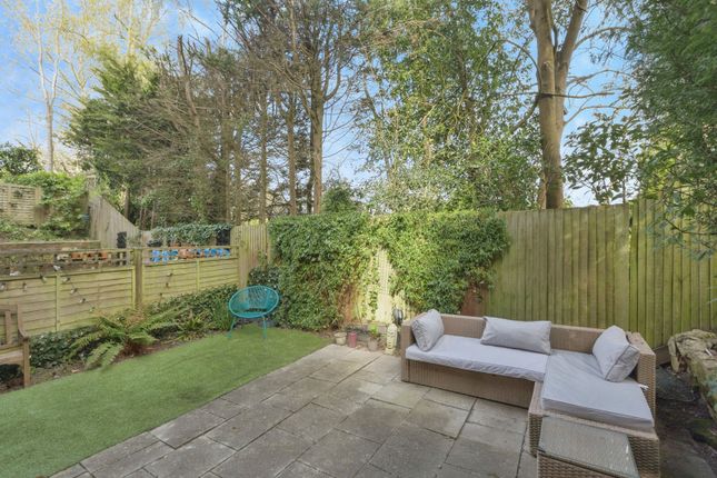 Flat B, 42, Broadwater Down, Kent photo 3