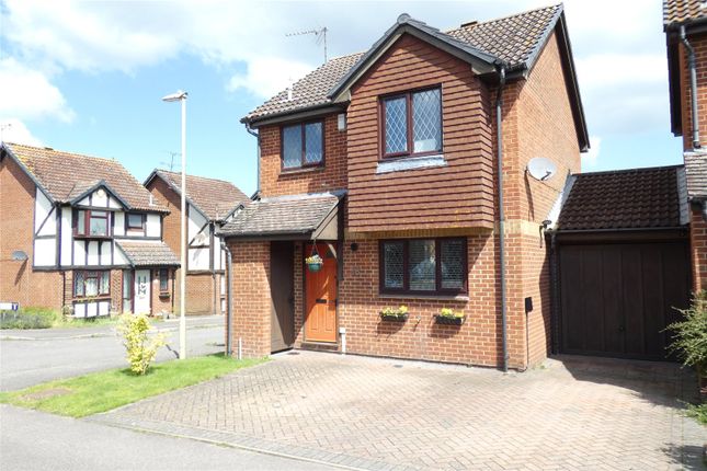 Thumbnail Link-detached house for sale in Tesimond Drive, Yateley, Hampshire