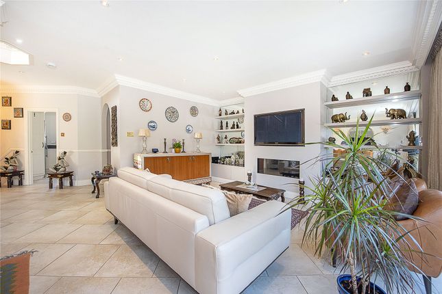 Clearwater Place, Surbiton photo 4