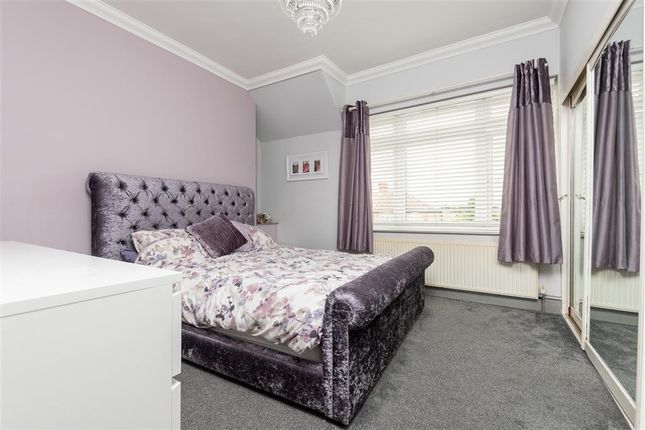 Thumbnail End terrace house for sale in Parsonage Manorway, Belvedere, Kent