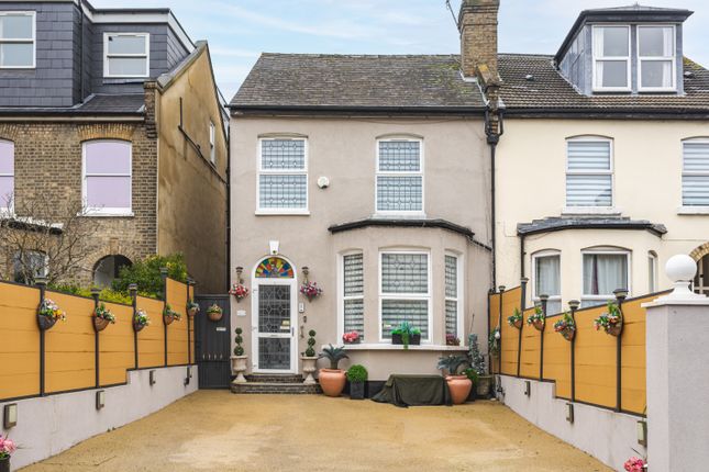 Thumbnail Semi-detached house for sale in Friern Park, North Finchley