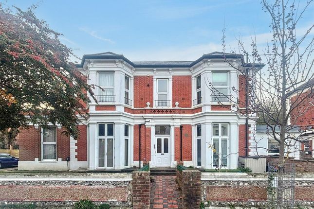 Photo-2025-11-19-15-20-37 (2).Jpg