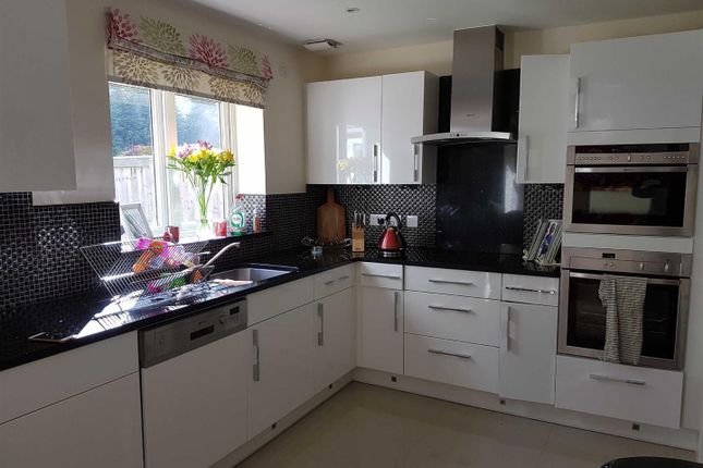49, Kingsbury Drive, Wilmslow photo 3