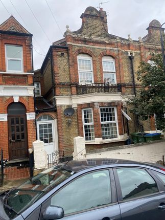 Room to rent in Ancona Road, London