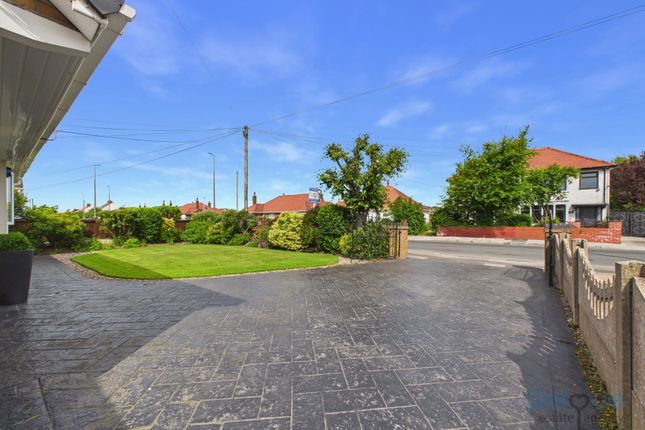 214, West Drive, Thornton-Cleveleys photo 2