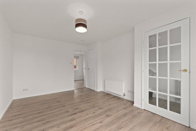 67, Dalling Avenue, Bathgate photo 4