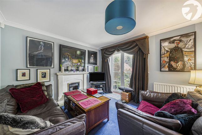 4, Watermans Way, Kent photo 2