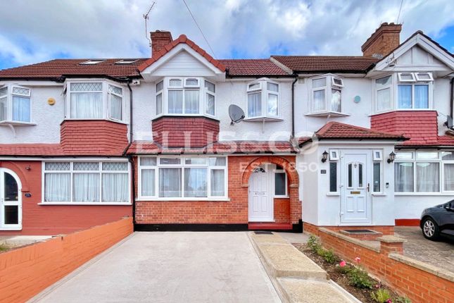 154, Wadham Gardens, Greenford photo 2