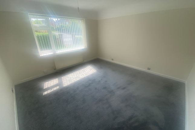 Flat 2, Wirral photo 3