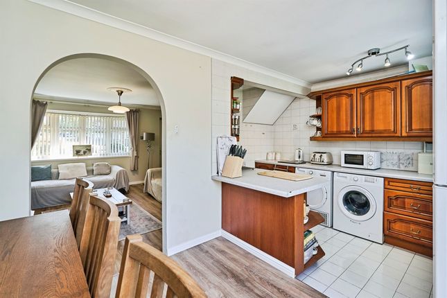 6, Newent Close, WILLENHALL photo 4