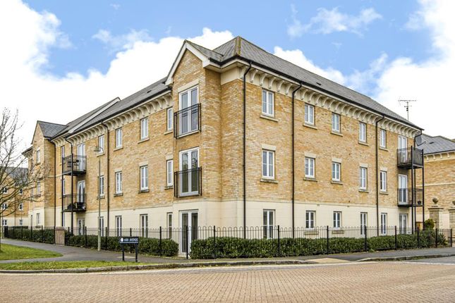 Flat 5 Weavers Court, Weavers Court, Carterton photo 4