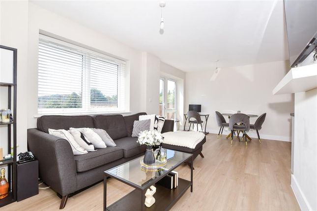 Kitchen/Living Area