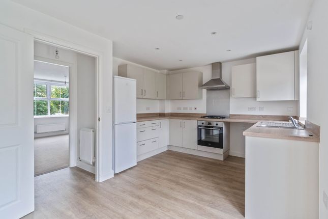 105 Heol Sirhowy, Caldicot photo 2