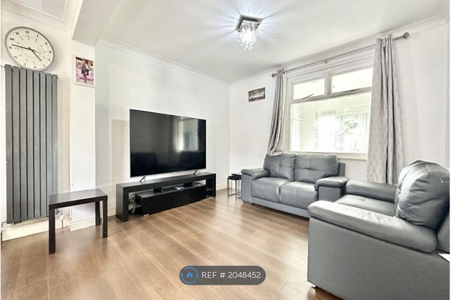 Thumbnail Terraced house to rent in Moore Road, Swanscombe