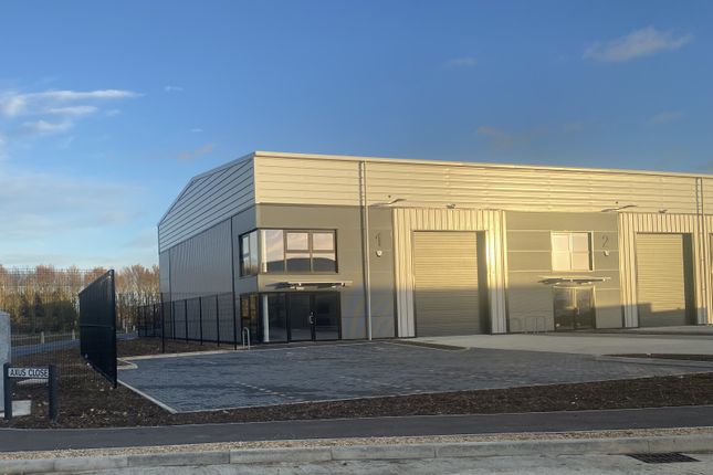 Thumbnail Warehouse to let in Great North Business Park, Biggleswade