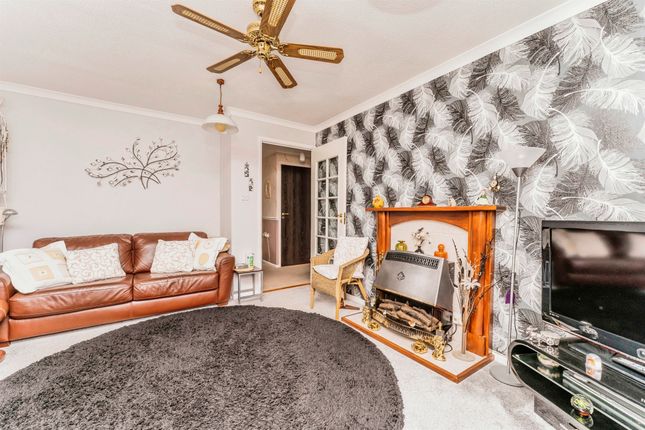 21, Stadtpeine Close, Corby photo 4