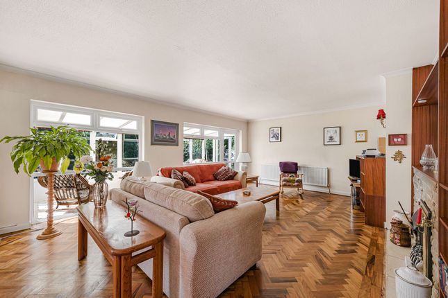 Little Podges Ridge Way, High Wycombe photo 2