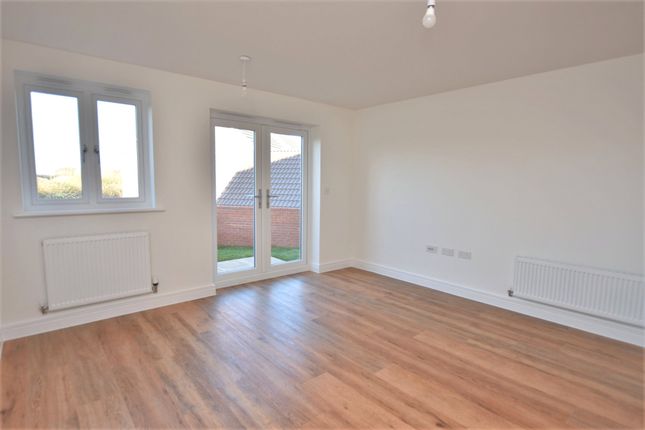 72, Meadow Acre Road, Honiton photo 4