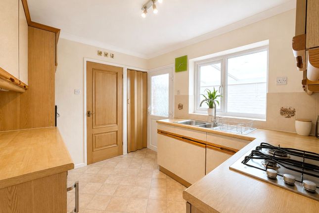 23, Arden Road, Birmingham photo 4