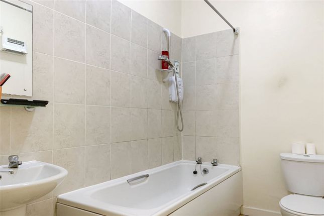 Flat for sale in Hathersage Road, Manchester, Greater Manchester