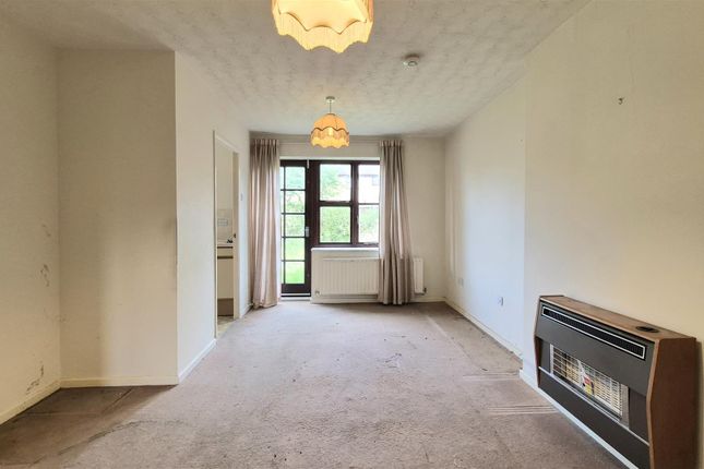 15, Belvoir Walk, Bedford photo 4