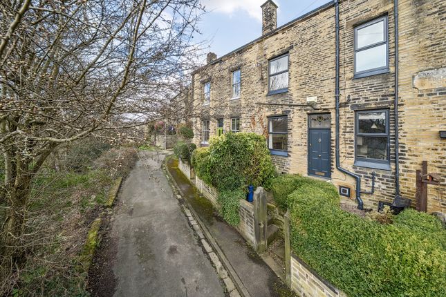 2-bed house on 18, Banksfield Terrace, Hebden Bridge, £170,000