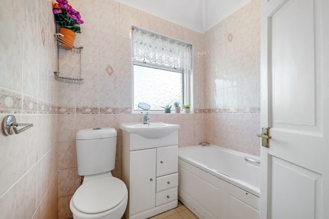 Semi-detached house for sale in Edison Road, Welling, Kent
