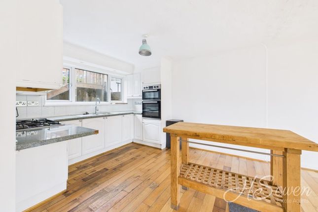 35, Windmill Avenue, Paignton photo 4