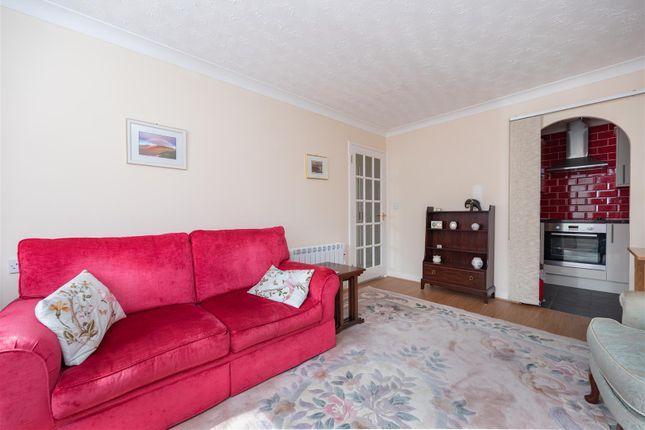 Flat for sale in St. Helens Road, Swansea