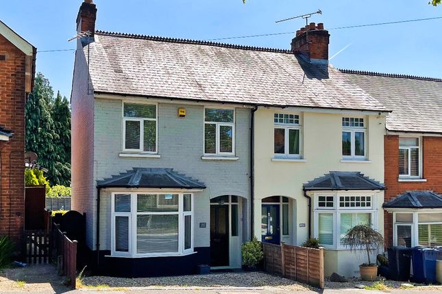 Thumbnail Semi-detached house to rent in Farnborough Road, Farnham