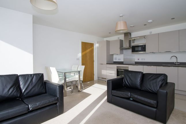 39 Davaar House, Ferry Court, Cardiff photo 4