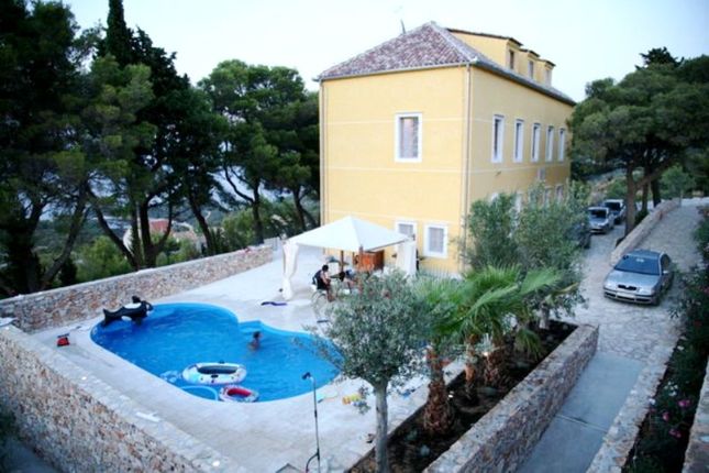 Villa for sale in 4046 - Vis - Luxury Villa, Vis Island, Croatia