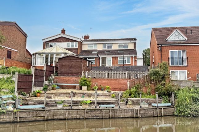 1 Amos Avenue, Nuneaton, Warwickshire photo 3