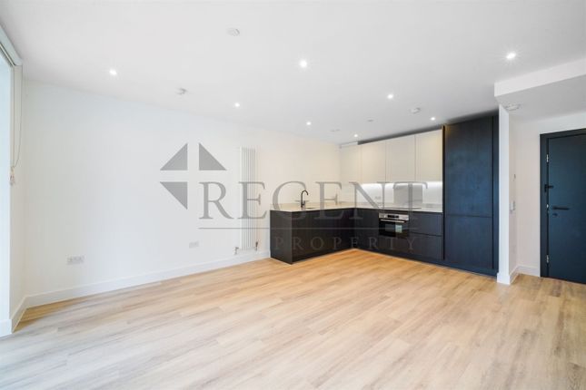 Flat 84, Monterrey House, London photo 2