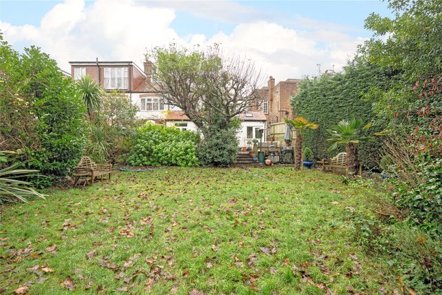 76, Strawberry Vale, Twickenham photo 4