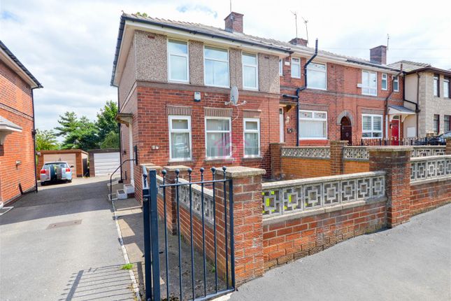 Thumbnail End terrace house to rent in Southend Road, Manor