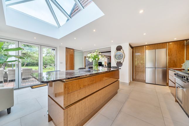 Orchard Cottage,, Crown Lane, Farnham photo 2