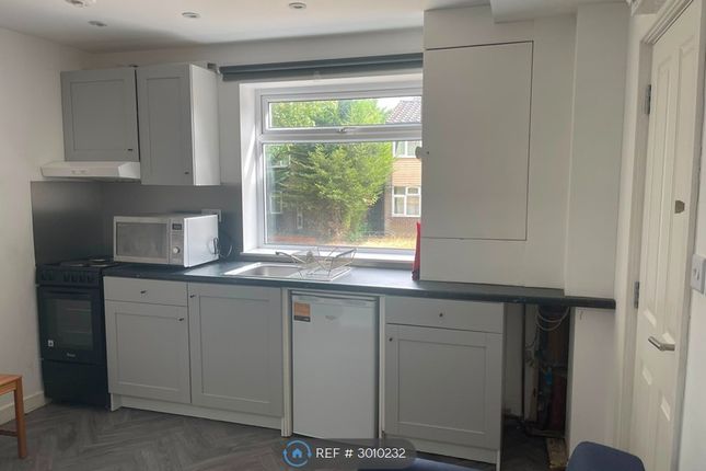 Flat, Roman Way, Birmingham photo 4
