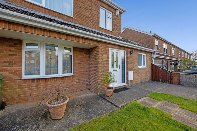 54 Tyla Coch, Pontyclun photo 4