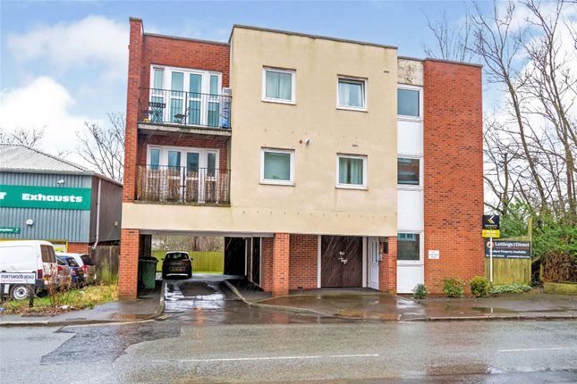 Flat for sale in Portswood Road, Southampton, Hampshire