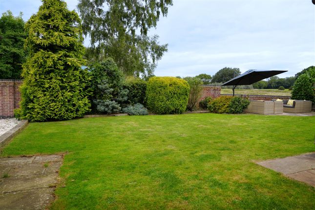 Detached house for sale in Forge Close, Kirklington, Newark, Nottinghamshire