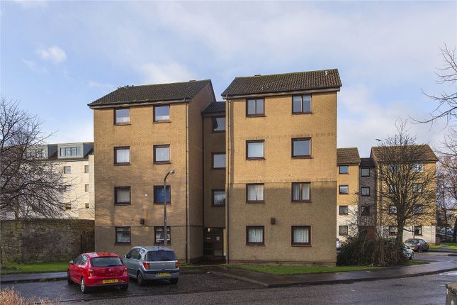 Thumbnail Flat to rent in North Hillhousefield, Edinburgh