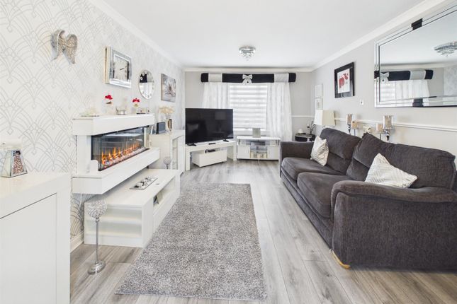 9, Moorburn Place, Paisley photo 4