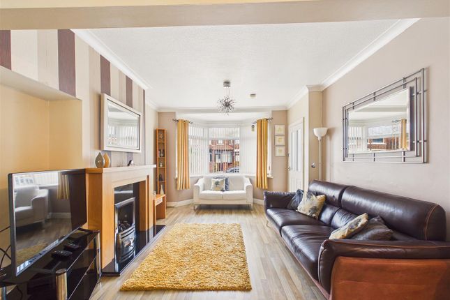 39, Luton Road, Hull photo 4
